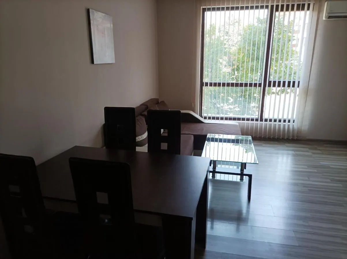 One Bedroom Apartment 10 - Vasil Aprilov 64 Filibe 0*,